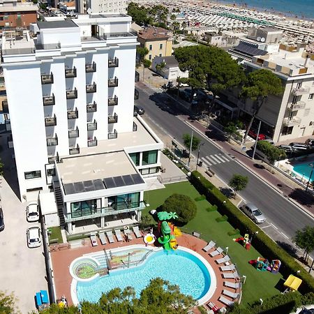 Hotel 2000 Риччоне Экстерьер фото